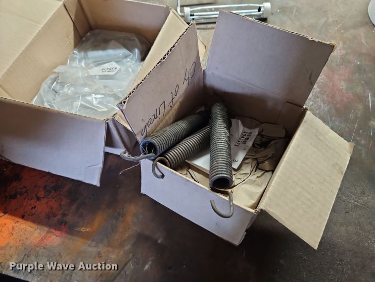 image for item EI8859 John Deere Frontier batwing finish mower