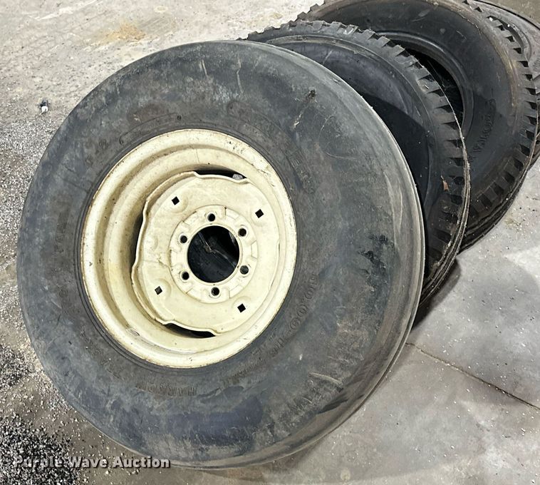 image for item EK0415 (4) tires