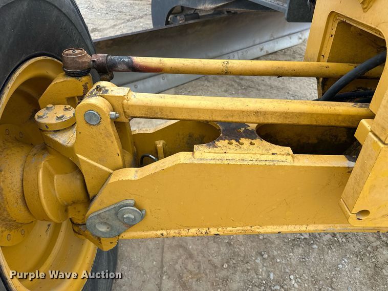 image for item EK0416 2008 John Deere 770D motor grader