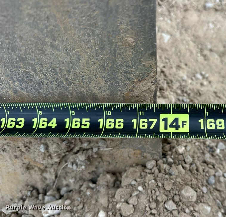 image for item EK0416 2008 John Deere 770D motor grader