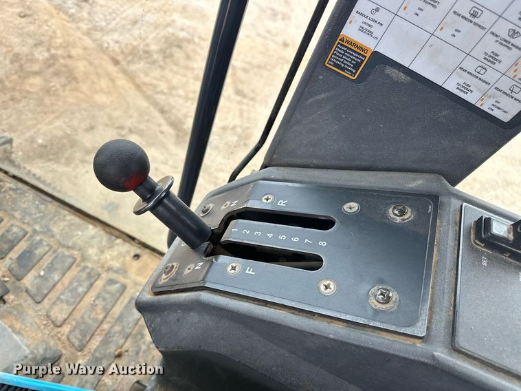 image for item EK0416 2008 John Deere 770D motor grader