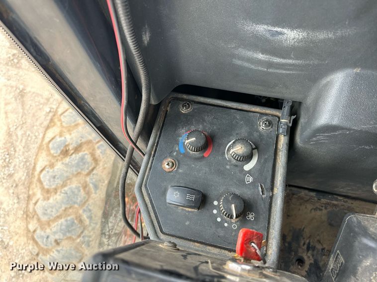 image for item EK0416 2008 John Deere 770D motor grader