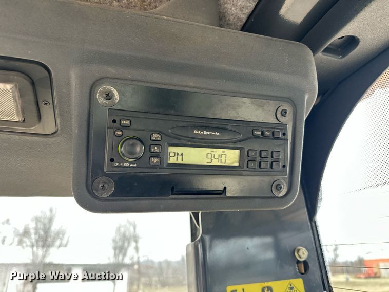 image for item EK0416 2008 John Deere 770D motor grader