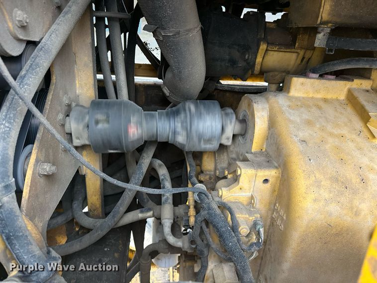 image for item EK0416 2008 John Deere 770D motor grader