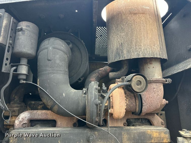 image for item EK0416 2008 John Deere 770D motor grader