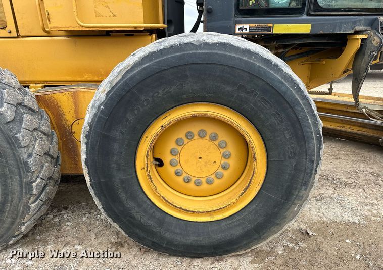 image for item EK0416 2008 John Deere 770D motor grader