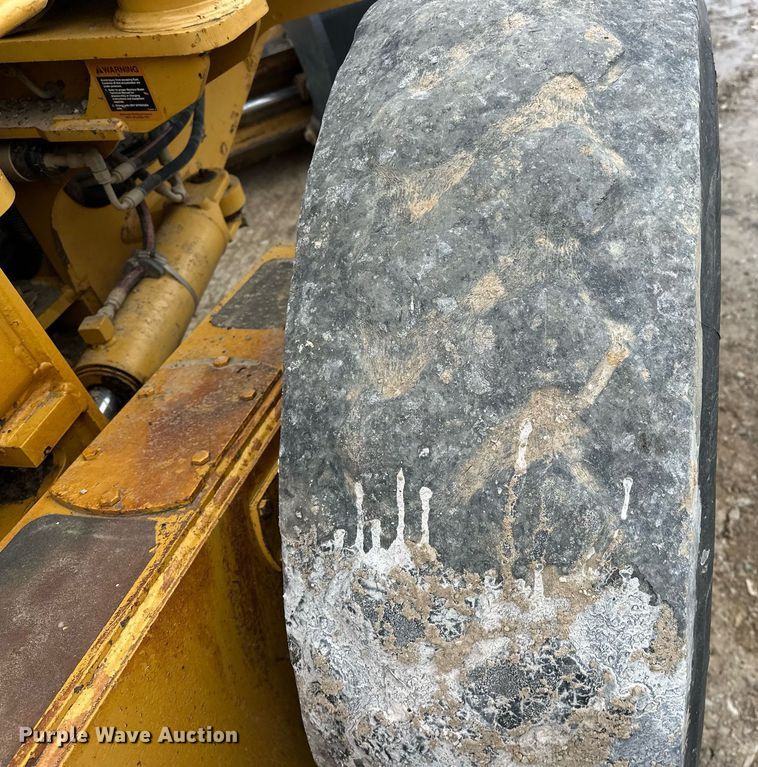 image for item EK0416 2008 John Deere 770D motor grader