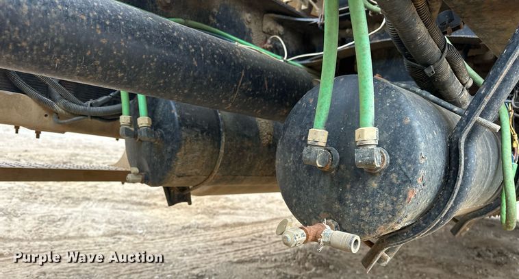 image for item EK0418 1999 Freightliner FLD semi truck