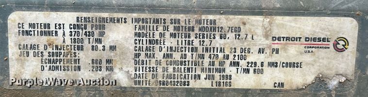 image for item EK0418 1999 Freightliner FLD semi truck