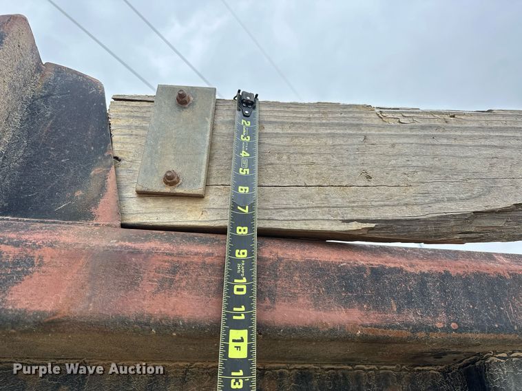 image for item EK0419 2004 International 7400 dump truck