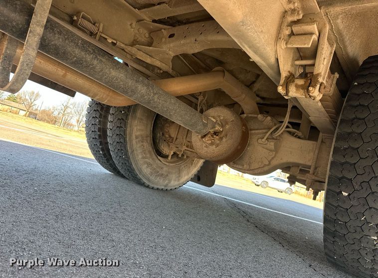 image for item EK0443 2009 Freightliner  Saf-T-Liner C2 school bus