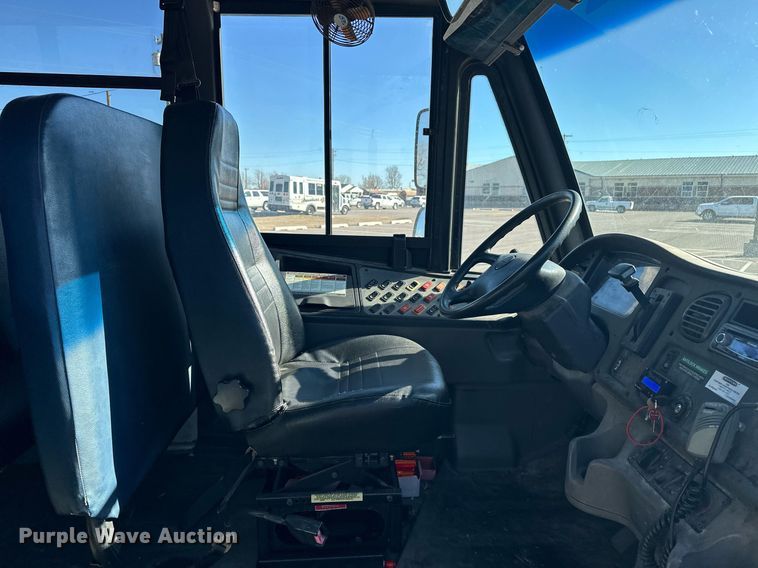 image for item EK0443 2009 Freightliner  Saf-T-Liner C2 school bus