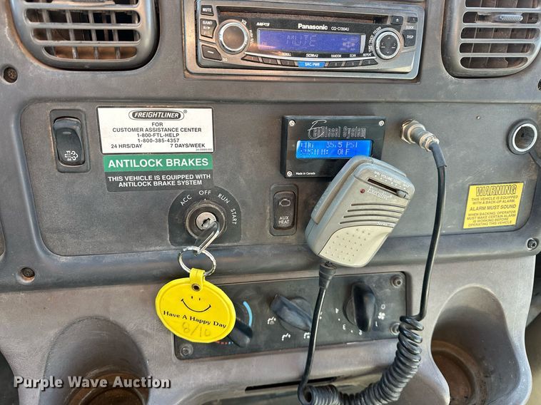 image for item EK0444 2009 Thomas Built Saf-T-Liner C2 school bus