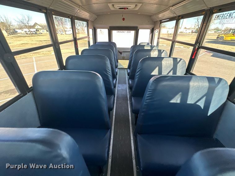 image for item EK0444 2009 Thomas Built Saf-T-Liner C2 school bus