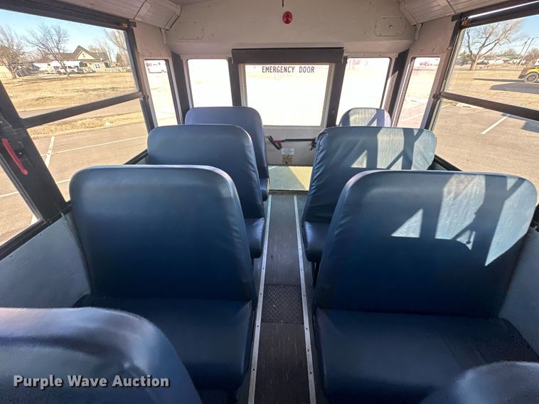 image for item EK0444 2009 Thomas Built Saf-T-Liner C2 school bus