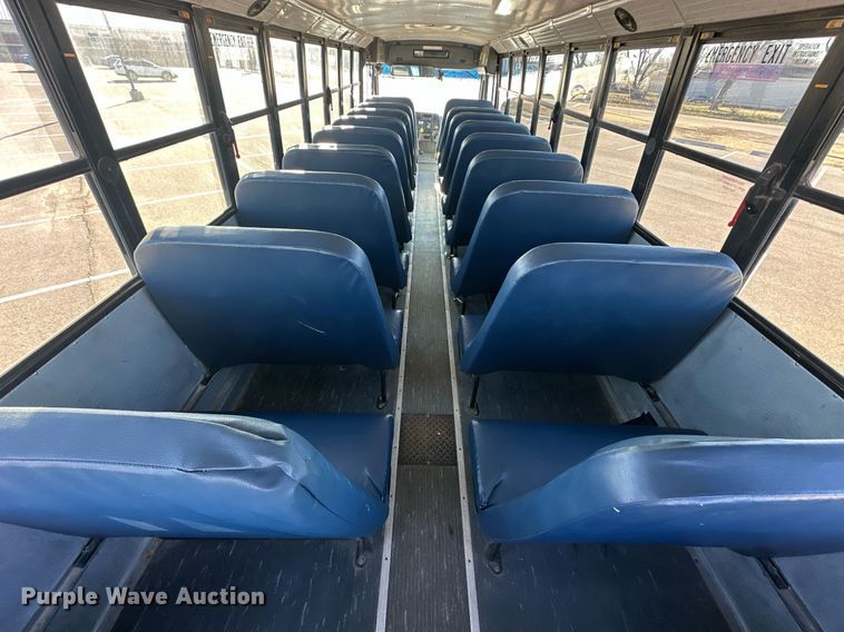 image for item EK0444 2009 Thomas Built Saf-T-Liner C2 school bus