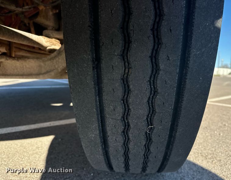 image for item EK0444 2009 Thomas Built Saf-T-Liner C2 school bus