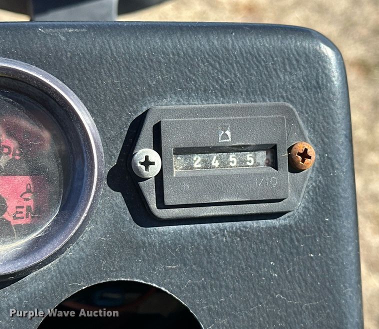 image for item EK0449 (2) John Deere 2243 lawn mowers