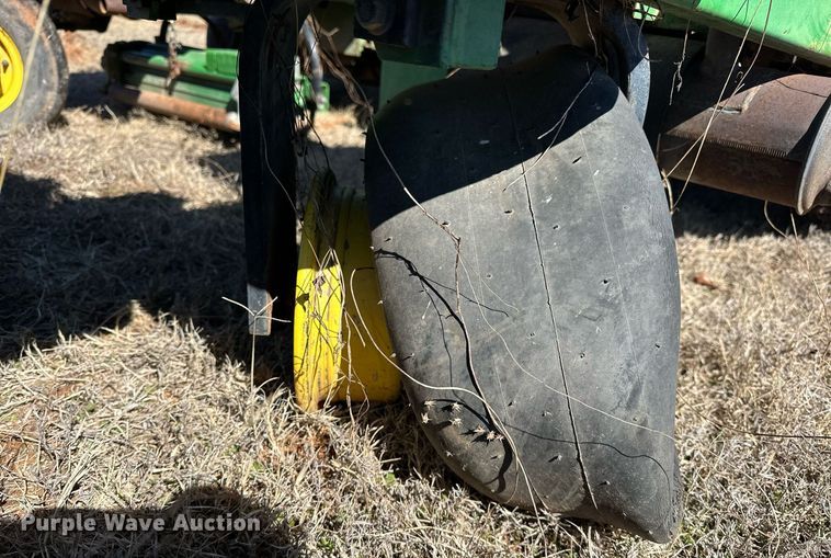 image for item EK0449 (2) John Deere 2243 lawn mowers