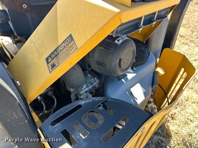 image for item EK0450 2008 Hustler Super Z ZTR lawn mower