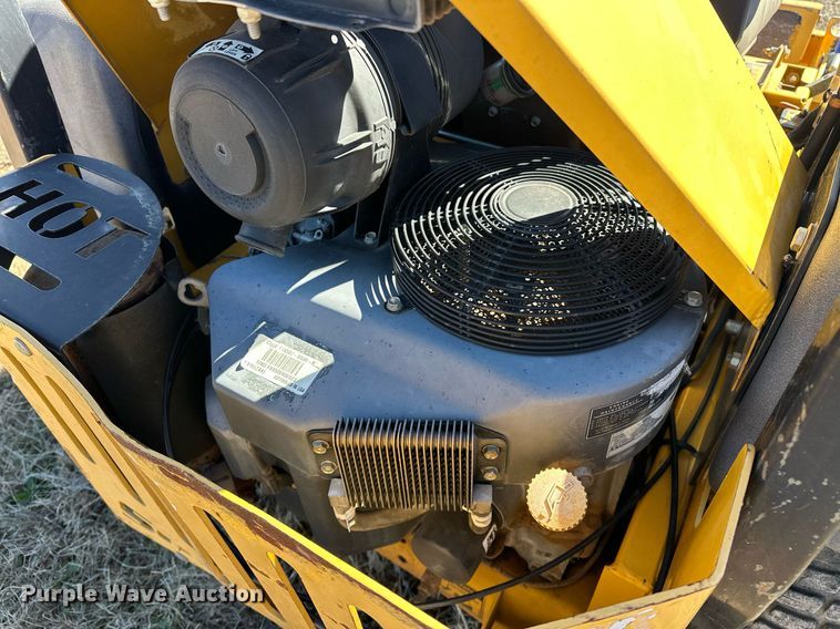 image for item EK0450 2008 Hustler Super Z ZTR lawn mower