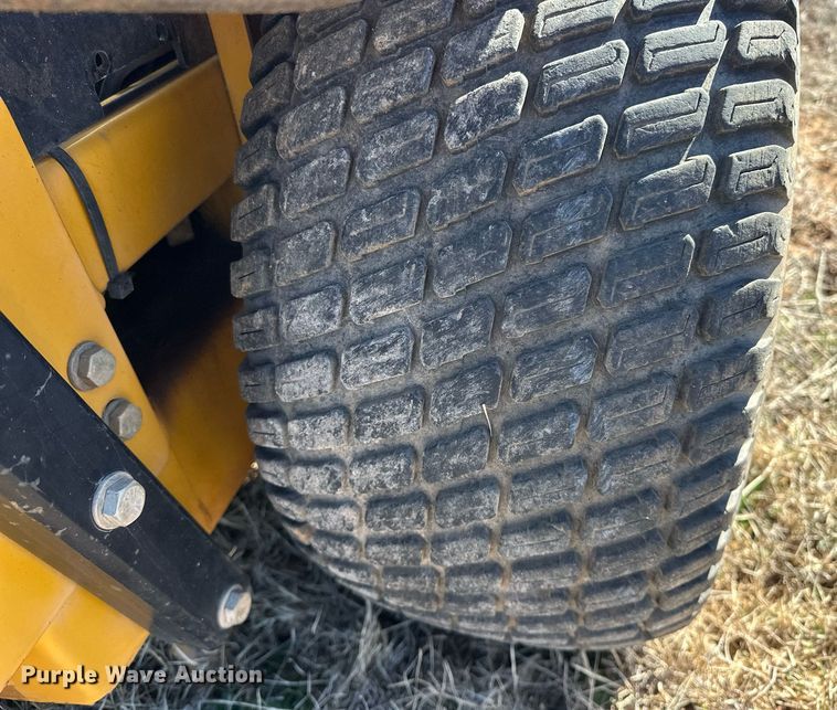 image for item EK0450 2008 Hustler Super Z ZTR lawn mower