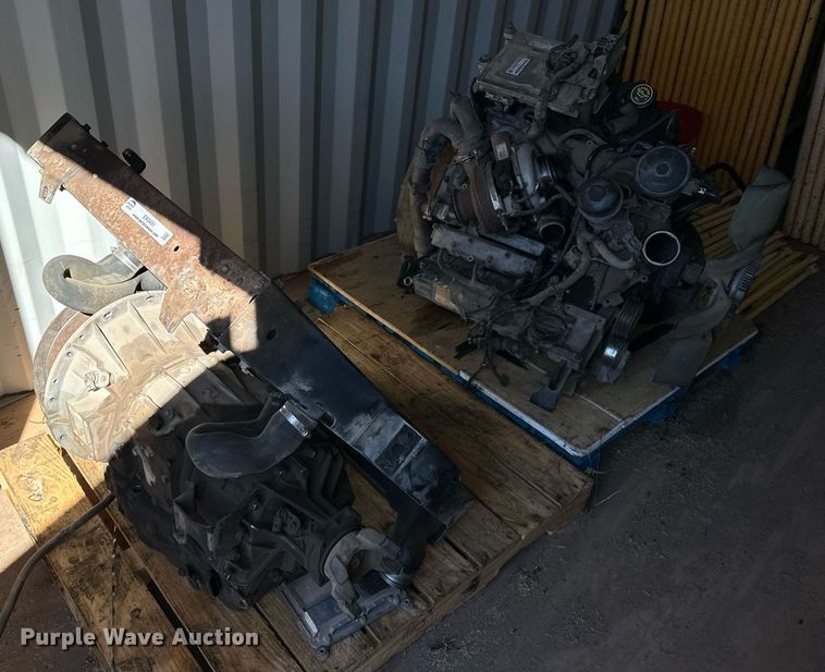 image for item EK0451 International A125 engine
