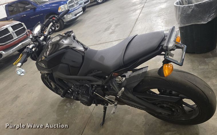 image for item EK2271 2016 Yamaha FZ09 motorcycle