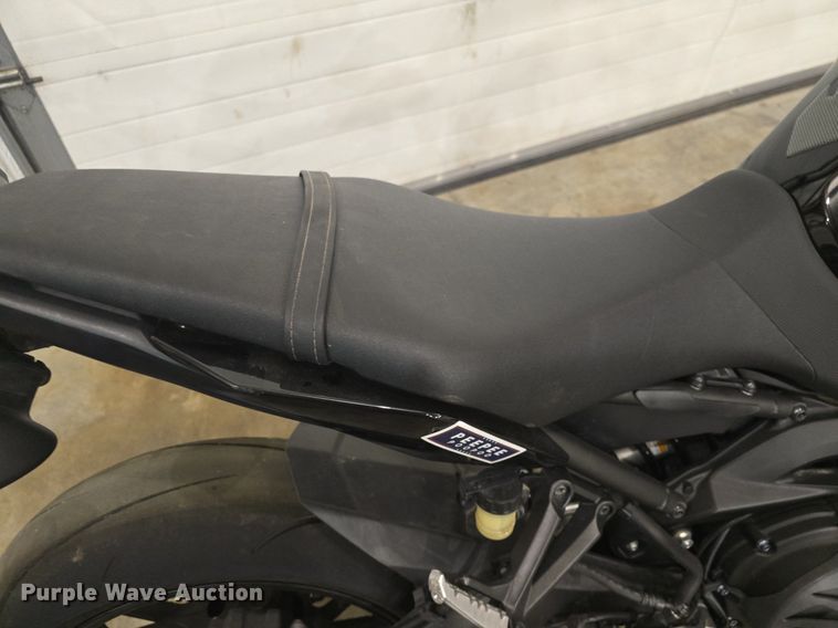 image for item EK2271 2016 Yamaha FZ09 motorcycle