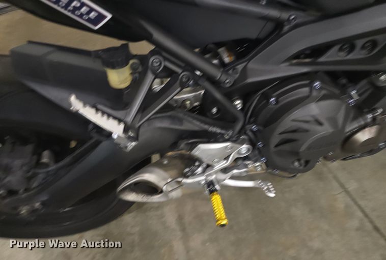 image for item EK2271 2016 Yamaha FZ09 motorcycle