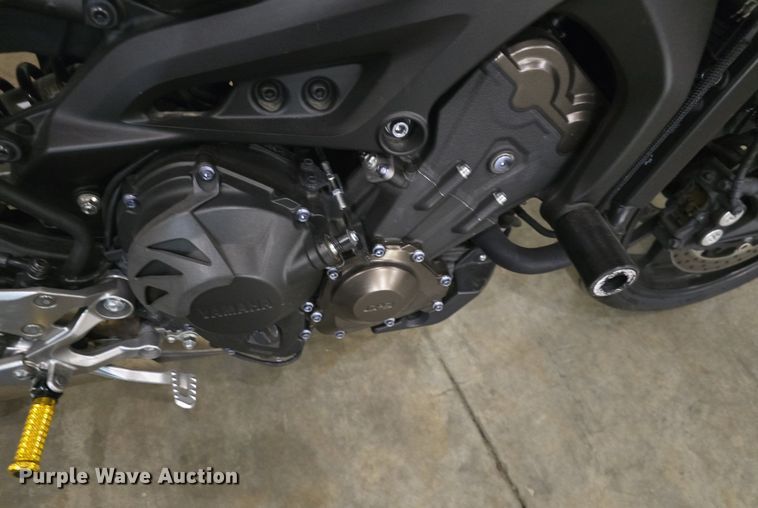 image for item EK2271 2016 Yamaha FZ09 motorcycle