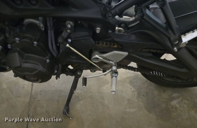 image for item EK2271 2016 Yamaha FZ09 motorcycle