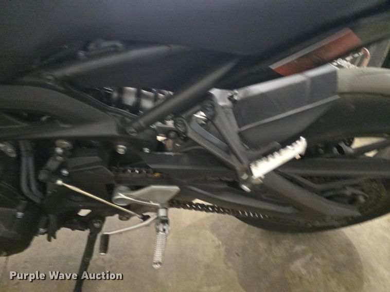 image for item EK2271 2016 Yamaha FZ09 motorcycle