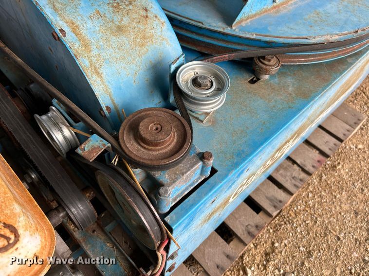 image for item EK2692 Goossen BCG-2 bale chopper