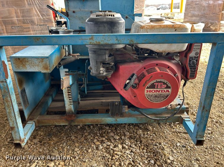 image for item EK2692 Goossen BCG-2 bale chopper