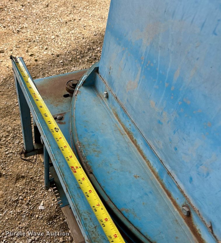 image for item EK2692 Goossen BCG-2 bale chopper