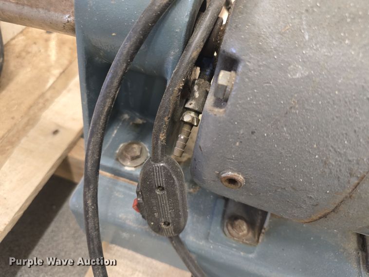 image for item EK5025 (2) grain mills