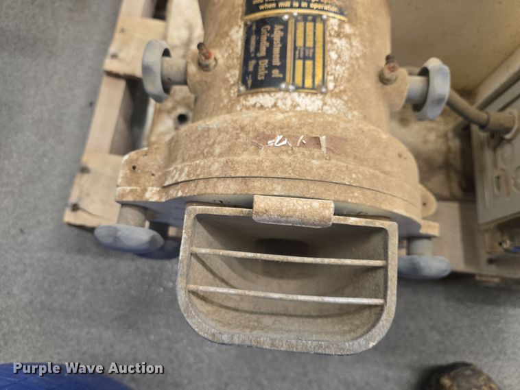 image for item EK5025 (2) grain mills