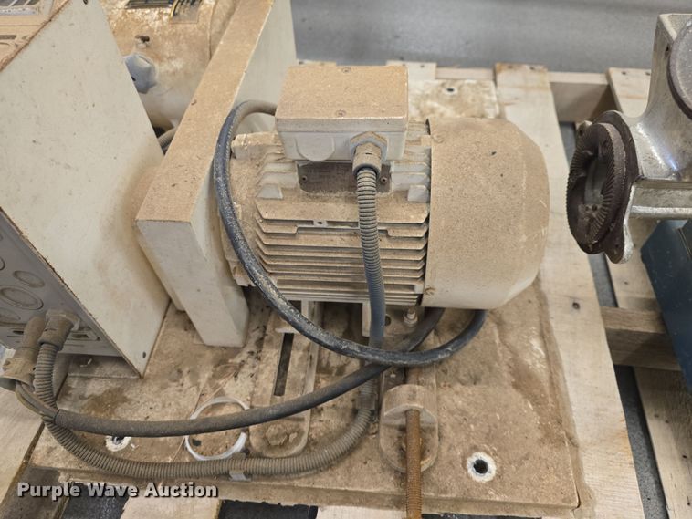 image for item EK5025 (2) grain mills