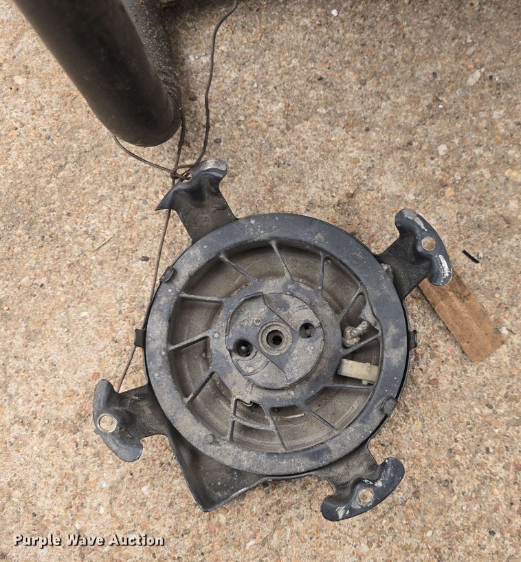 image for item EK5028 Lawn and garden equipment