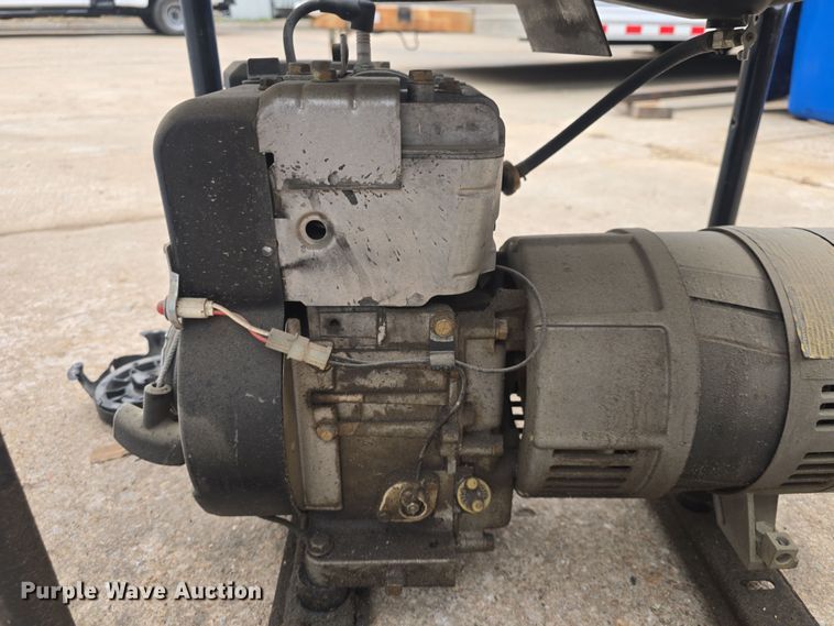 image for item EK5028 Lawn and garden equipment