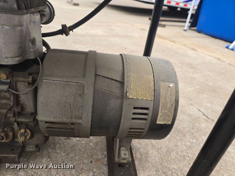 image for item EK5028 Lawn and garden equipment