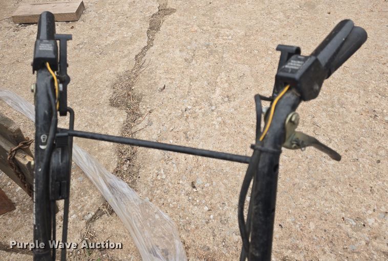 image for item EK5028 Lawn and garden equipment