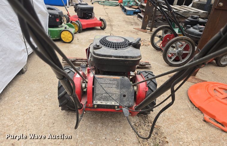 image for item EK5028 Lawn and garden equipment