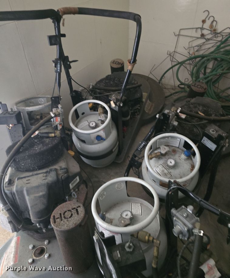 image for item EK5037 (11) PBU 27KB floor cleaners