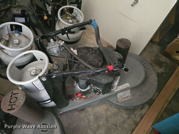 image for item EK5037 (11) PBU 27KB floor cleaners