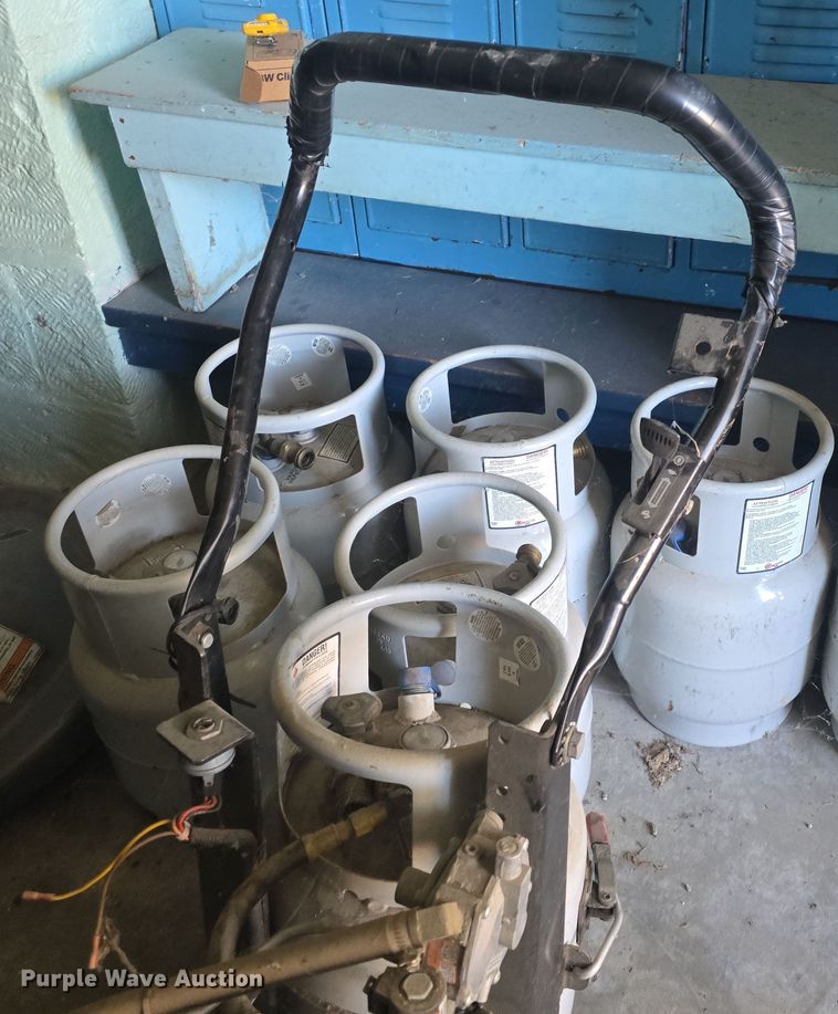 image for item EK5037 (11) PBU 27KB floor cleaners