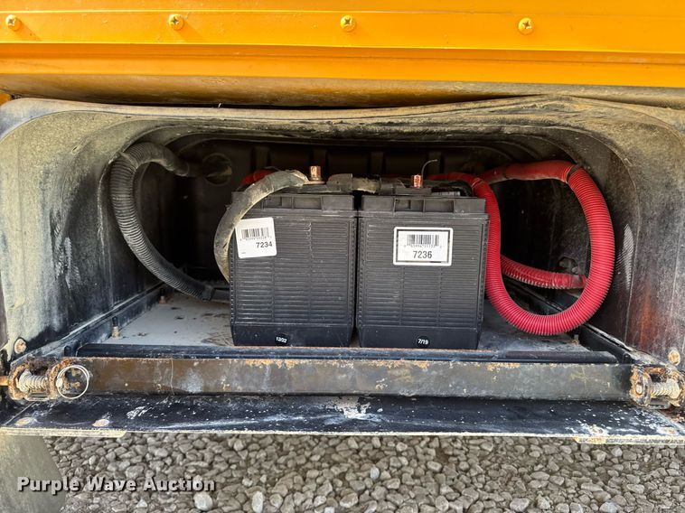 image for item EM3568 2010 Thomas Built school bus