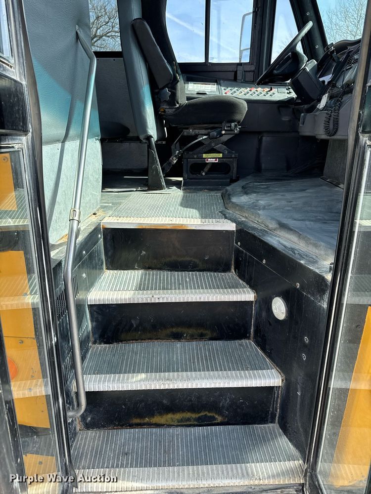 image for item EM3568 2010 Thomas Built school bus