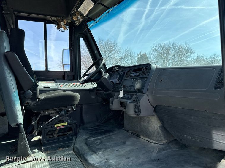 image for item EM3568 2010 Thomas Built school bus